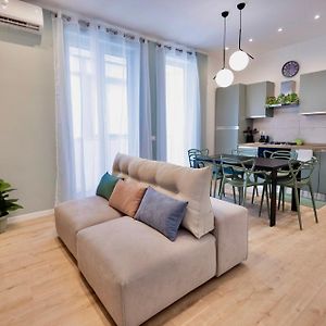 Appartement à 3 Chambres à Coucher