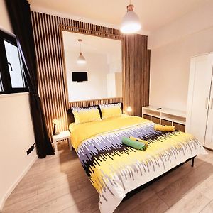 Appartement à 2 Chambres à Coucher