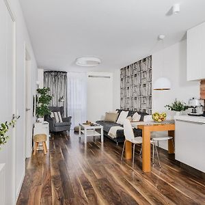 Grzybowska P&O Serviced Apartments