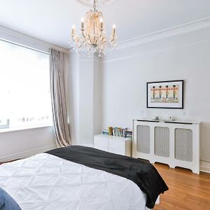 Elegant Bright Central London Flat - Sleeps 5