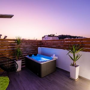 Acropolis View Luxury Studio With Jacuzzi
