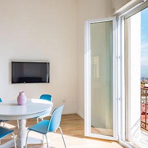 Sunny Panoramic Apartment By Napoliapartments