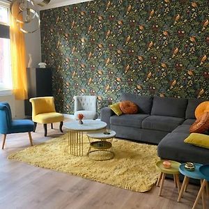 Appartement à 2 Chambres à Coucher