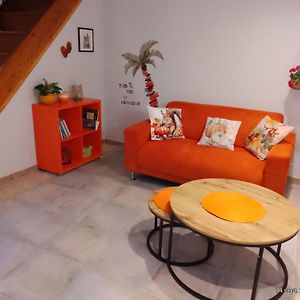 Charmante Maisonnette Au Calme