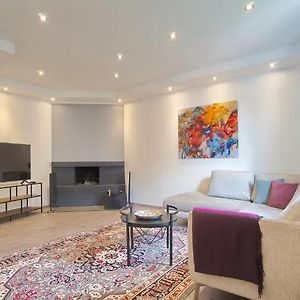 Luxurioese 2,5 Zimmer Oase Komplett Ausgestattet In Top Lage
