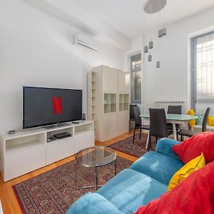 Appartement à 2 Chambres à Coucher