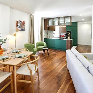Green Essence Duplex In Faro By Misha'S Place