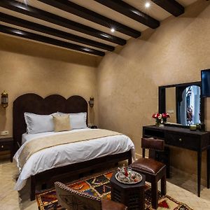 Chambre Supérieure Lit King-Size