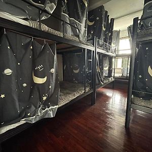 Dormitory Room Mixed