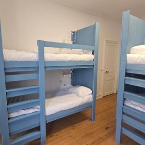 Dormitory Room Mixed