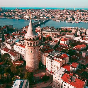 Istanbul Taksim Istiklal Street Kamil Hotel - Historical