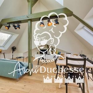 Appartement à 3 Chambres à Coucher