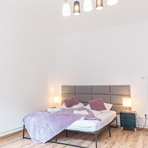 Appartement à 2 Chambres à Coucher
