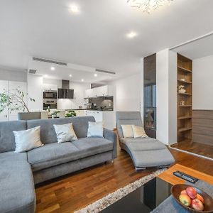 Revon Business Apartment 48 Dunajska