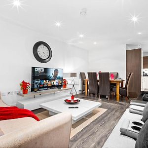 Appartement à 3 Chambres à Coucher