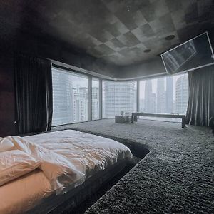 Appartement à 3 Chambres à Coucher