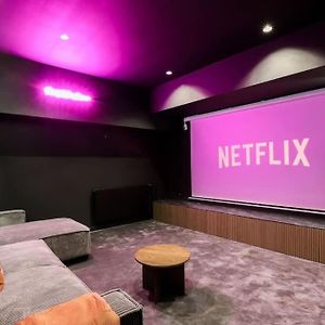 Sublime Duplex Avec Salle De Cinema