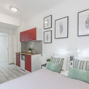 Modern Cozy Studio At The Center