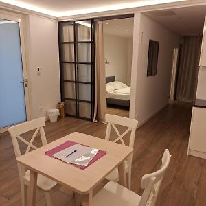 Appartement à 2 Chambres à Coucher