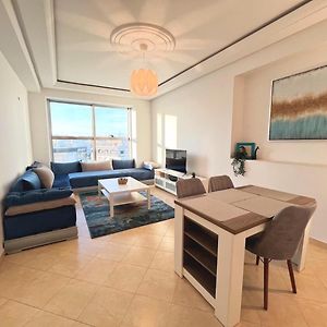 Cosy & Convenient 2-Bed Apartment In Playa