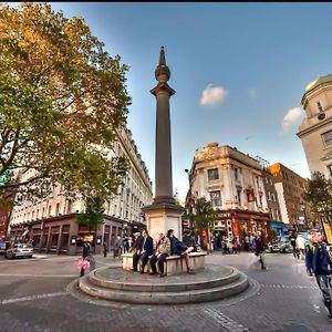 Sleep 6 Piccadilly Grand In London Vr5