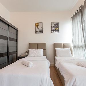 Appartement à 2 Chambres à Coucher