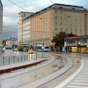 Modern Boho Charm In Kallio, Walk To City Center