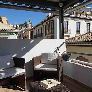 Tuguest Santa Paula Apartments