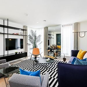 Appartement à 2 Chambres à Coucher