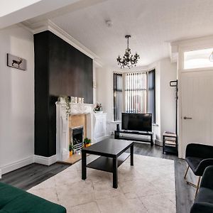 2 Bed House Close To Liverpool & Everton Stadiums