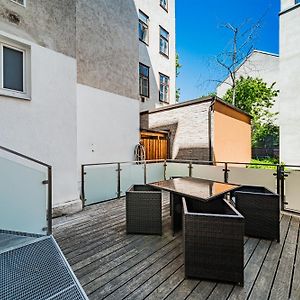 Appartement à 2 Chambres à Coucher