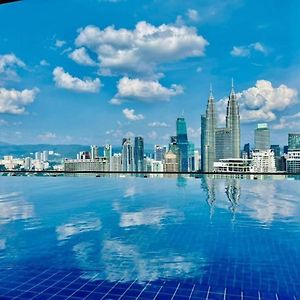 The Luxe Colony Klcc By Sky Pool