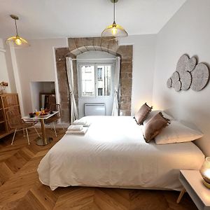 Le Comte - Heart Of Dijon - With Ac