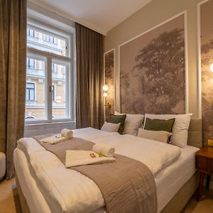 Appartement de Luxe à 4 Chambres à Coucher