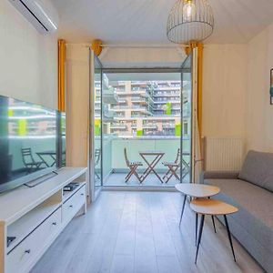 Corvin Luxury Quiet Cabin