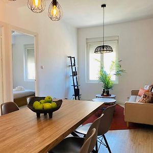 Appartement à 3 Chambres à Coucher