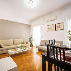 Spacious 2 Bedroom Apartment In Kolonaki