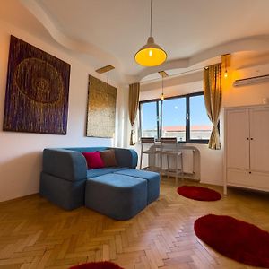 Central Retreat Apartments Universitate