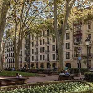 Batimont Suites & Apartments