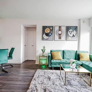 Appartement à 2 Chambres à Coucher