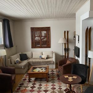 Appartement à 3 Chambres à Coucher