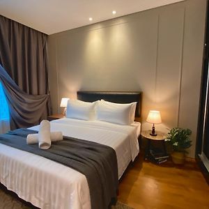 Appartement de Luxe à 2 Chambres à Coucher