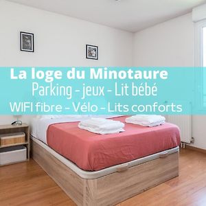 La loge du Minotaure, cosy, parking et bureaux