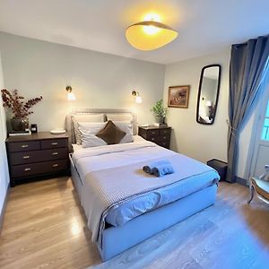 Appartement à 2 Chambres à Coucher