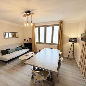Les Arenes De Nimes - Centre Ville 10 Min Gare -Parking- 2 Chambres
