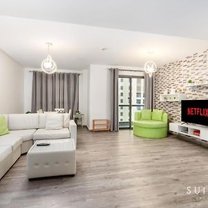 Appartement à 3 Chambres à Coucher