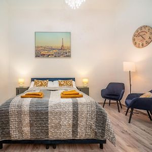 A77 Buda Castle Apartment