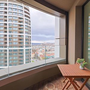 Skypark Tower 3-2 Bedroom Luxe Apartment With Free Parking