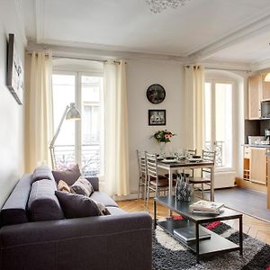 Appartement à 2 Chambres à Coucher