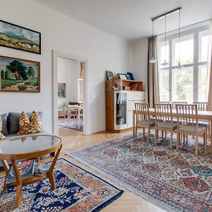 Prague Heart Of Old Town Comfy Home 2Bdr 2Bath